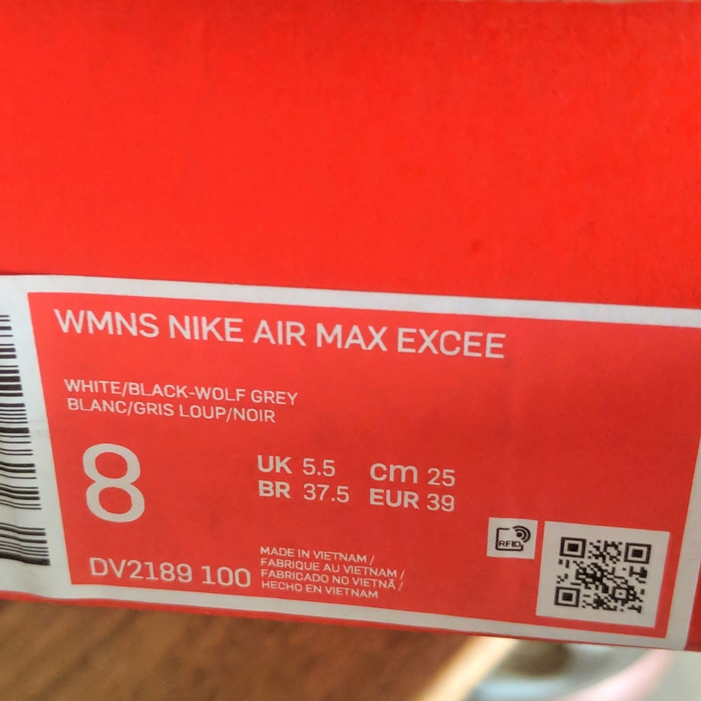 NIB: Nike Air Max Excee - Picture 4 of 4